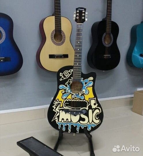 Акустическая гитара
