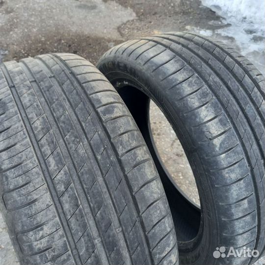 Goodyear EfficientGrip 215/50 R17