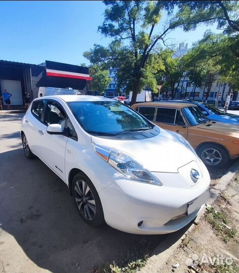 Nissan Leaf 109 л.с. AT, 2015, 92 000 км