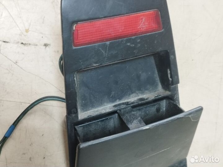 Консоль пепельница в подлокотник vоlvo 760 вольво