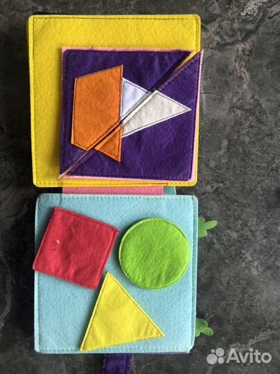 Текстильная книга из фетра для малышей
