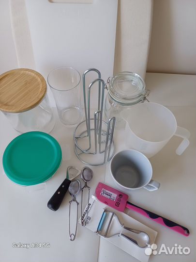 Посуда,коврик варьера IKEA для кухни