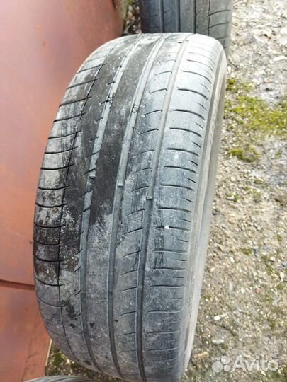 Michelin 4X4 A/T 225/60 R18