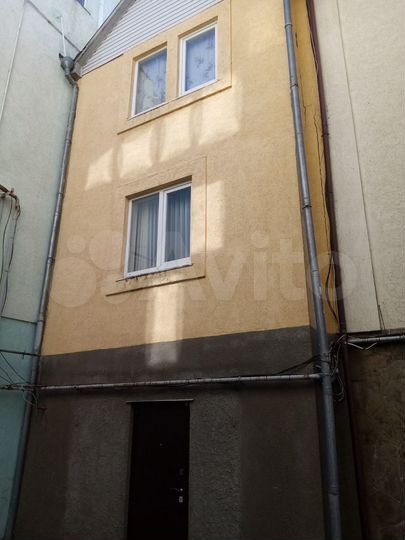 Дом 211 м² на участке 1 сот.