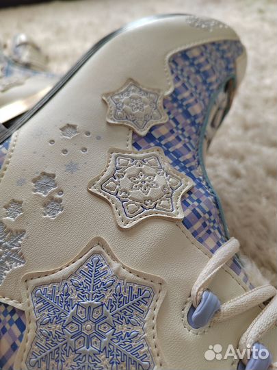 Коньки женские 38 размер