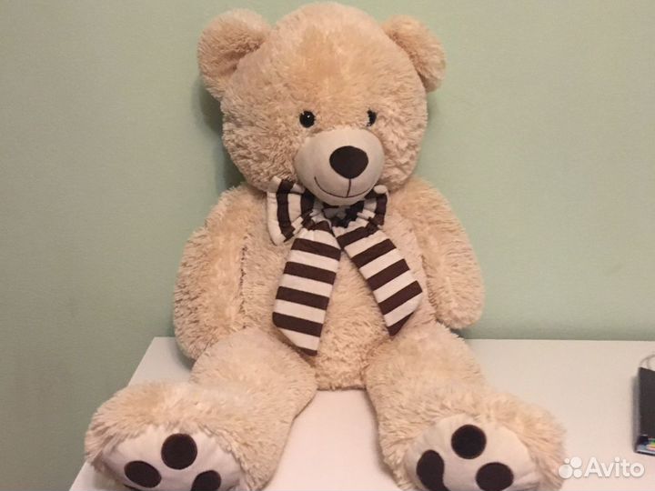 Плюшевый медведь