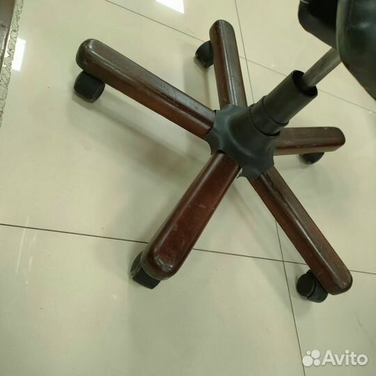 Кресло компьютерное кожзам