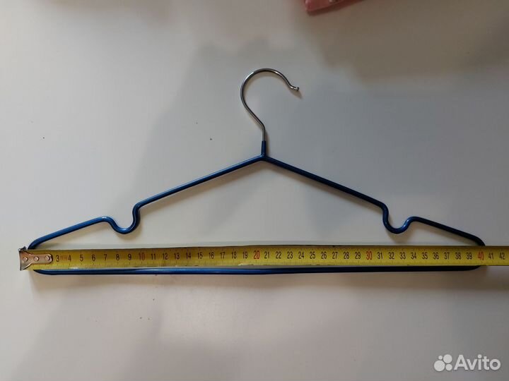 Вешалка плечики