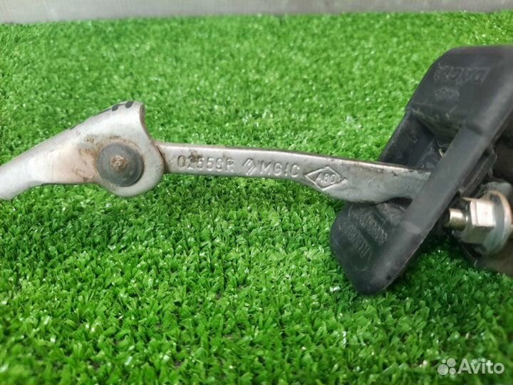 Ограничитель двери задний левый LADA X-Ray Cross