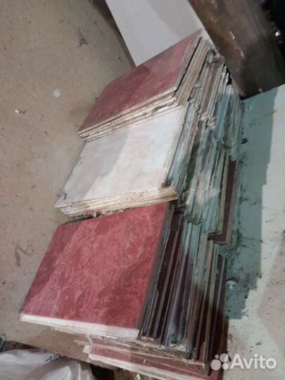 Керамическая плитка настенная бу