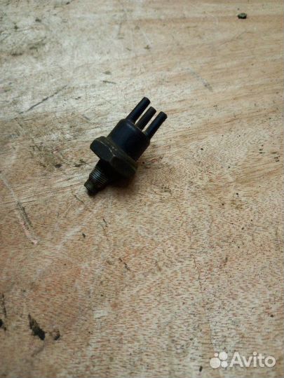 Фильтр паров топлива Toyota Corolla AE91 5AF