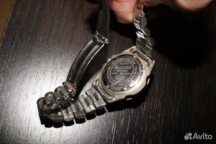 Часы женские Roots Швейцария