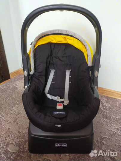 Автолюлька от 0 до 13 chicco с базой