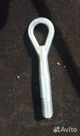 Буксировочный крюк nissan