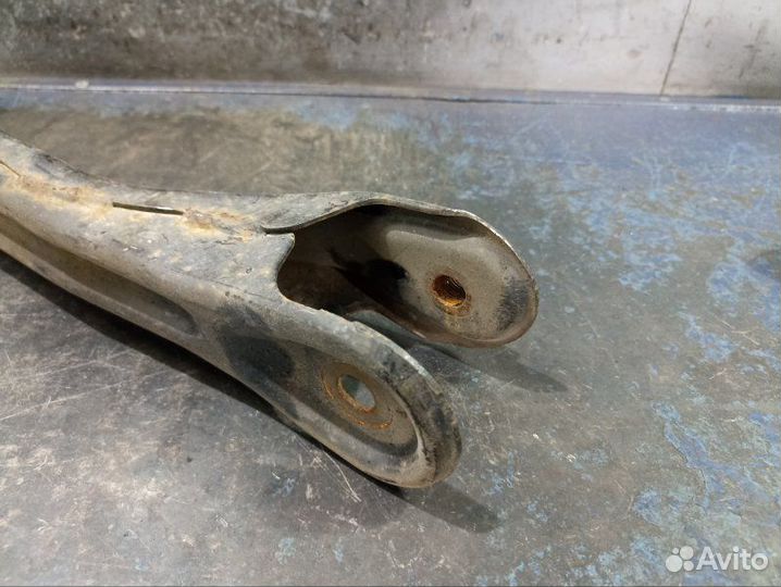 Рычаг продольный задний правый Suzuki Grand Vitara
