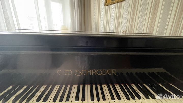 Продаю рояль