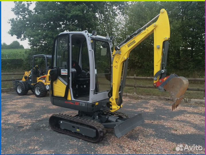 Заднее стекло на wacker neuson1404 ET 16