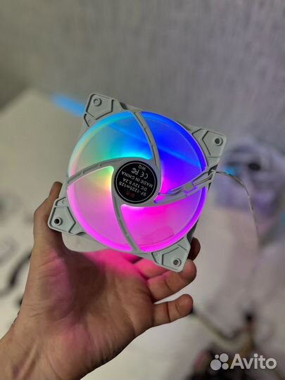 Вентиляторы с подсветкой (питание Molex)