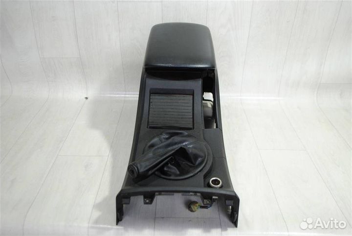 Подлокотник SsangYong Kyron Actyon Sports