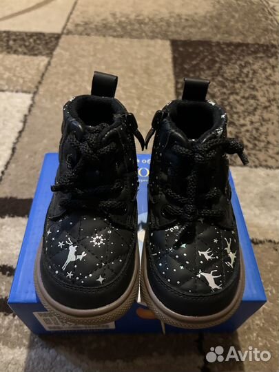 Детские демисезонные ботиночки