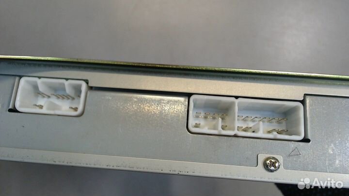 Усилитель звука Lexus RX, 2000