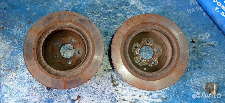 Задний тормозной диск Infiniti Fx37 кроссовер