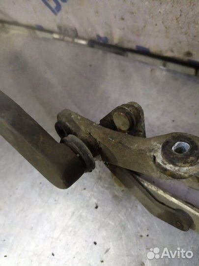 Трапеция дворников Mercedes-Benz 190 W201 1990