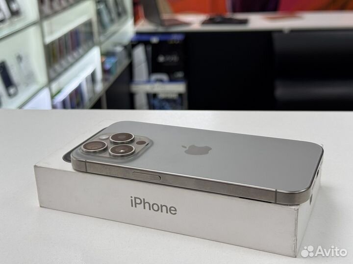 iPhone 15 Pro, 256 ГБ