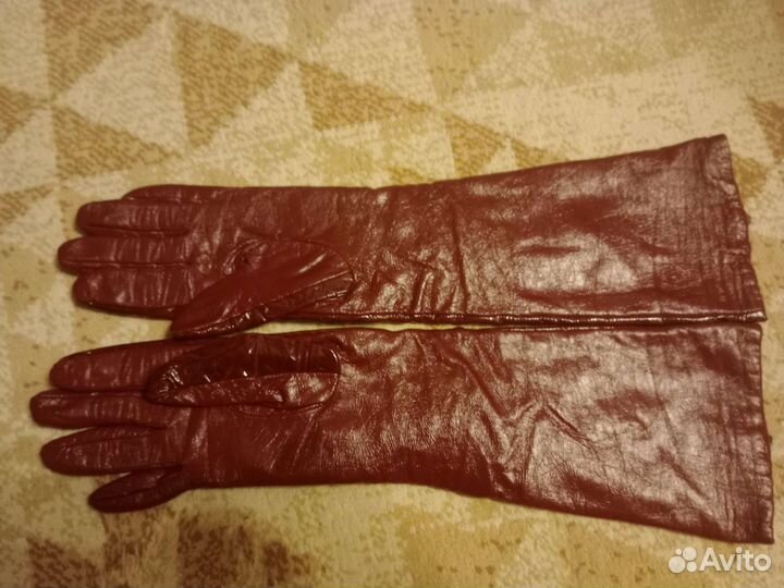 Перчатки из натуральной кожи