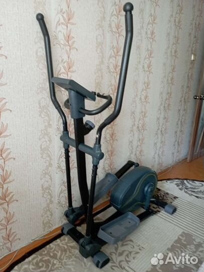 Эллиптический тренажер