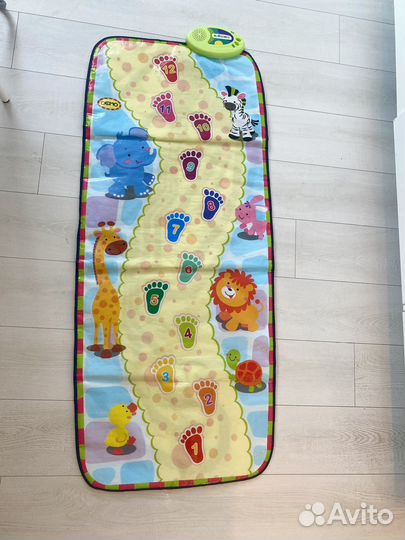Музыкальный коврик Жирафики