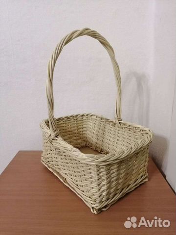 Корзины плетеные из лозы