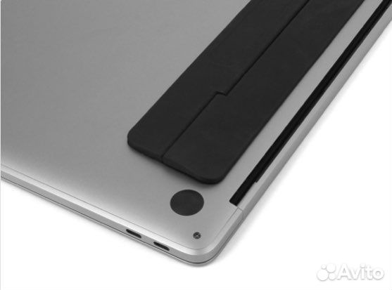 Kickflip. Подставка для MacBook 13”