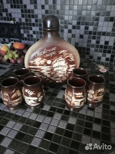 Графин с рюмками