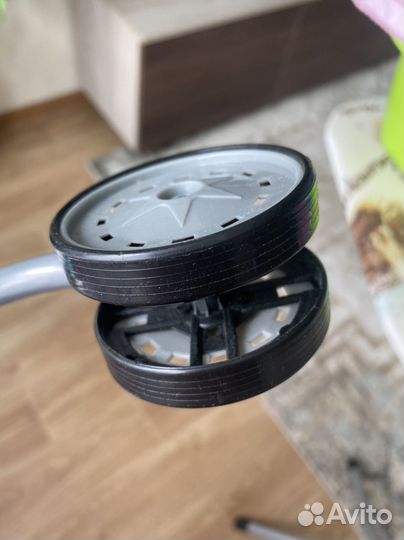 Коляска для кукол