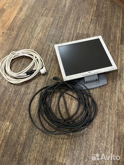 Монитор LG flatron L1715S