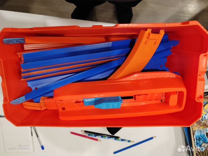 Hot wheels builder deluxe stunt