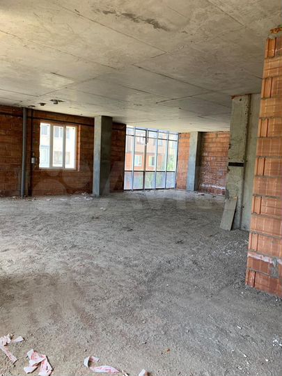 3-к. квартира, 140 м², 2/7 эт.