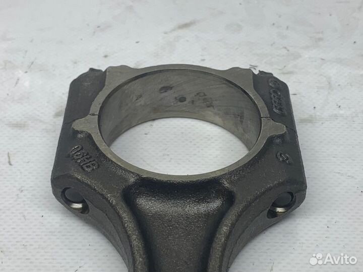 Шатун Volkswagen Tiguan 2.0 2009