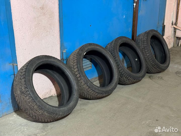 Continental ContiIceContact 235/45 R18