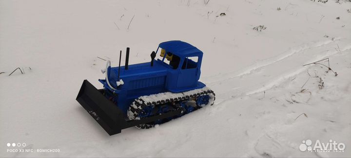 Радиоуправляемая модель трактора дт-75 1:10