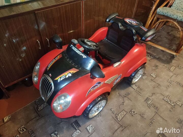 Электромашинка