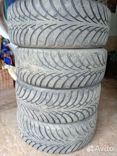 Sava Eskimo Stud 225/60 R17 99T