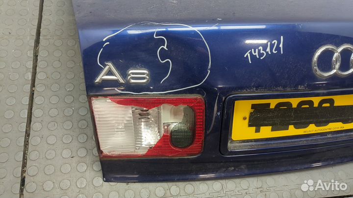 Фонарь крышки багажника Audi A8 (D2), 1999