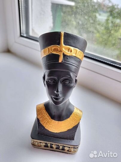 Статуэтка Клеопатра