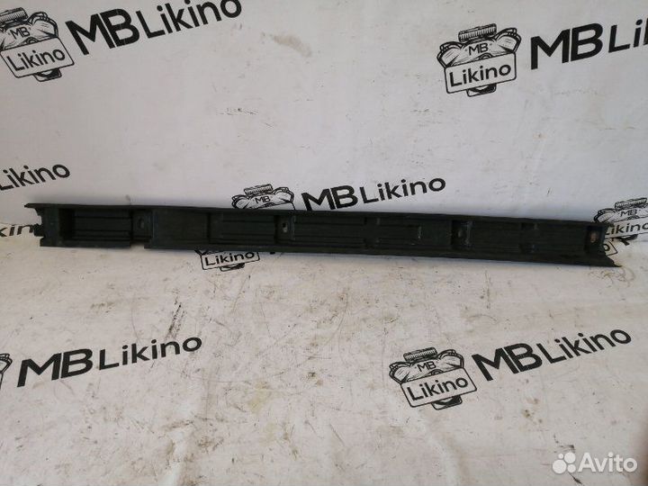 Крепление порога левое Mercedes Gl X164