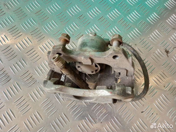 Суппорта передние Opel Corsa D 2006-2015