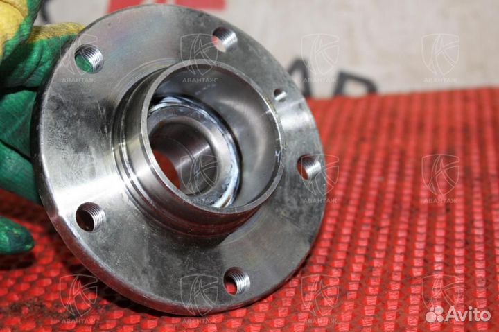 Ступица в сборе задняя Opel Corsa D