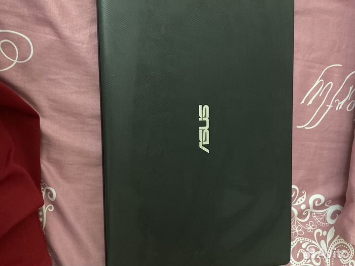 Ноутбук asus