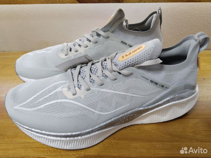 Кроссовки мужские Li-Ning Yueying 3 Pro